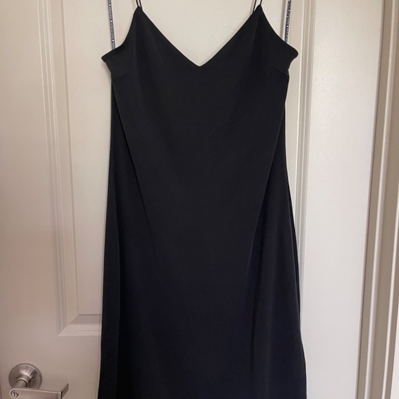 Volcolm - Mojo Dojo dress - Picture 2 of 5